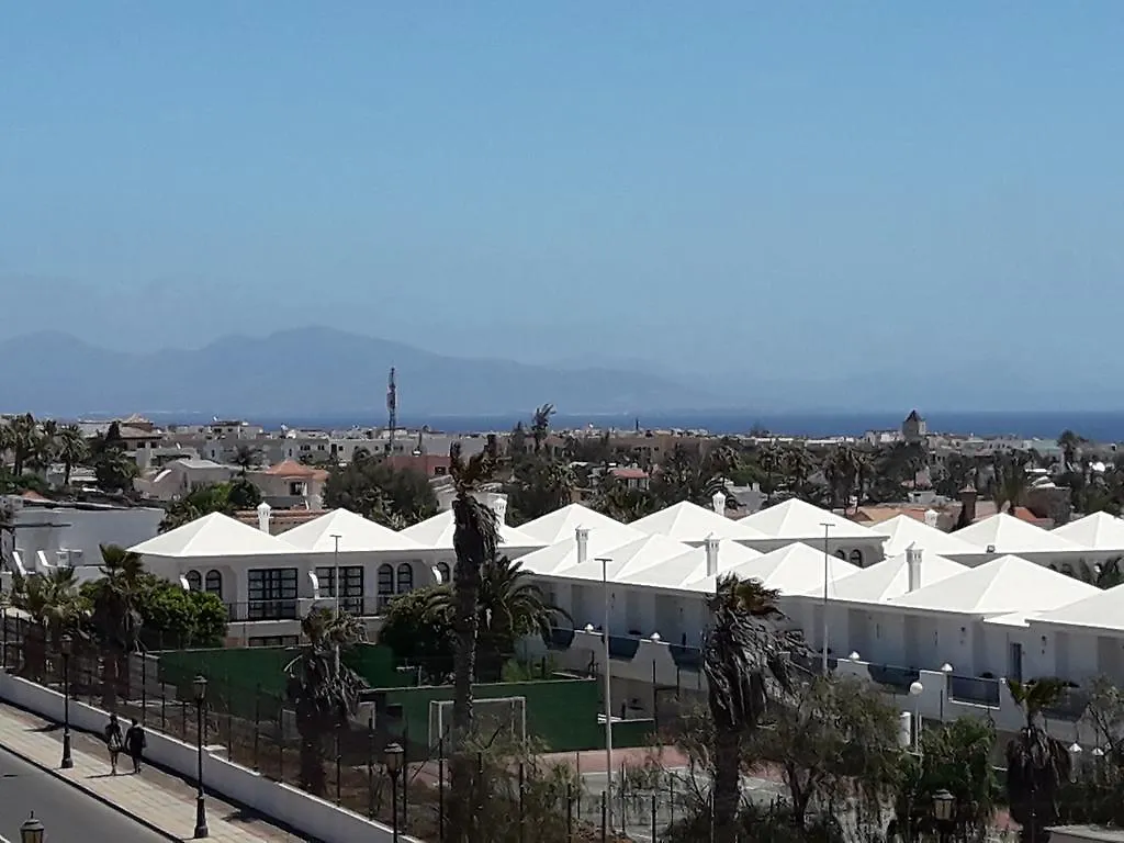 Big And Bright Apartment Corralejo