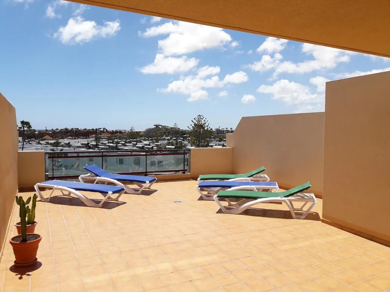 Big And Bright Apartment Corralejo 0*,  Spain