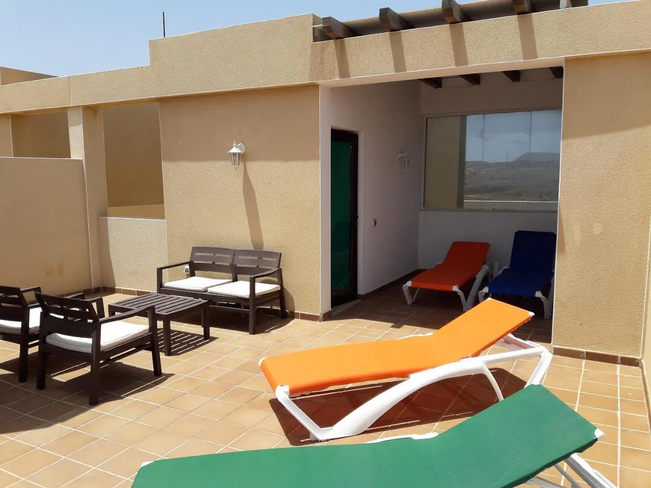 Big And Bright Apartment Corralejo